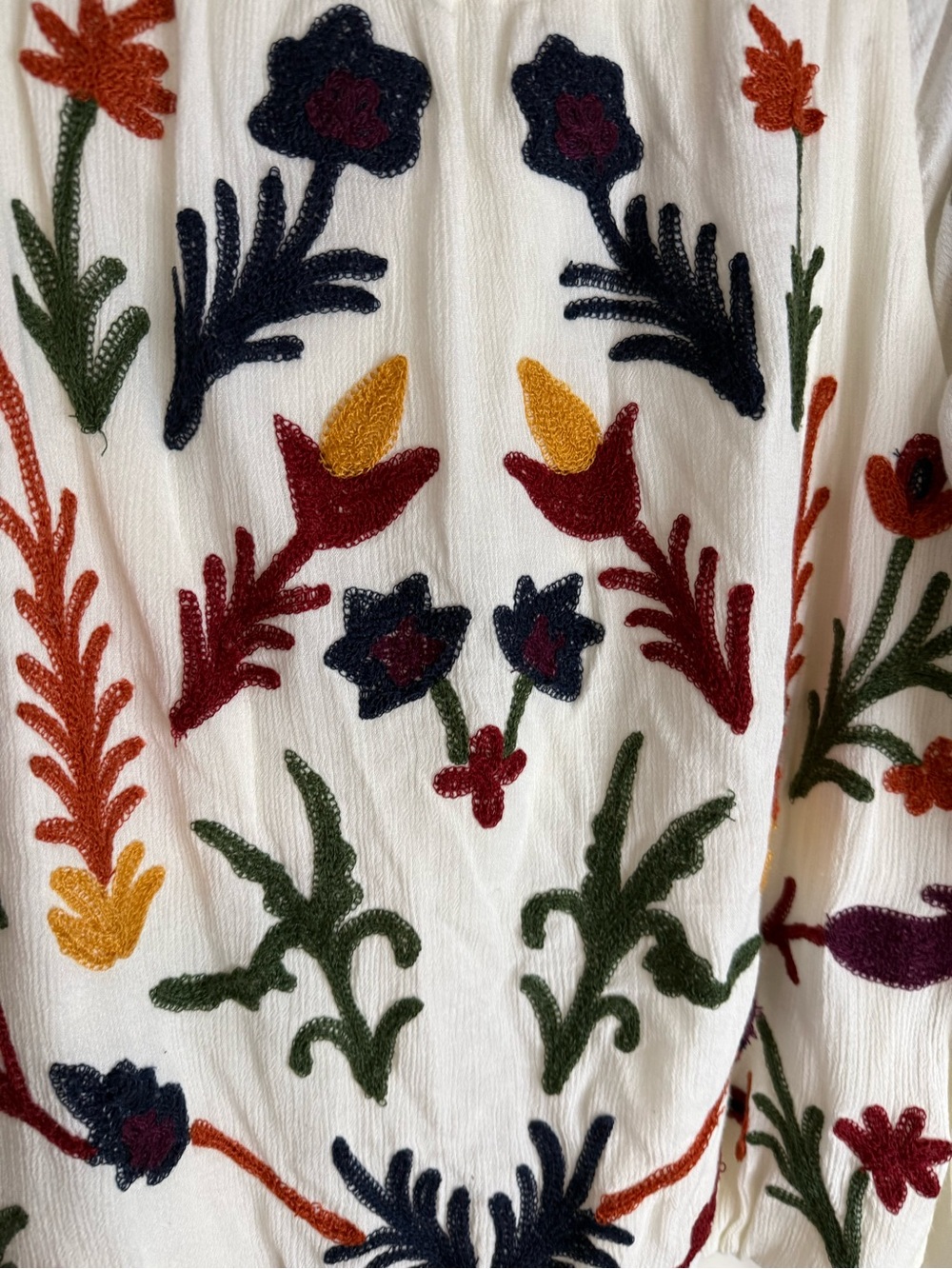 Laurie Felt Boho Embroidered White Peasant top Multicolor Floral size medium - Picture 3 of 13